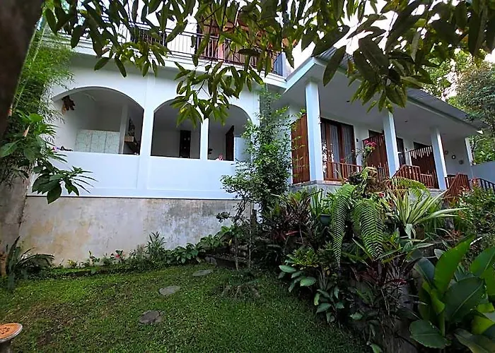 Umah Yugadi Bali *